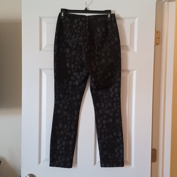 EUC Rag & Bone "Simone" Black Leopard Print Zip Pocket High Rise Pants Size 4 - Picture 4 of 6